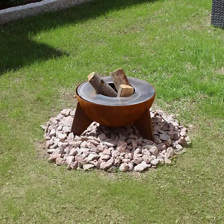 Monolith Black Forest דירה *