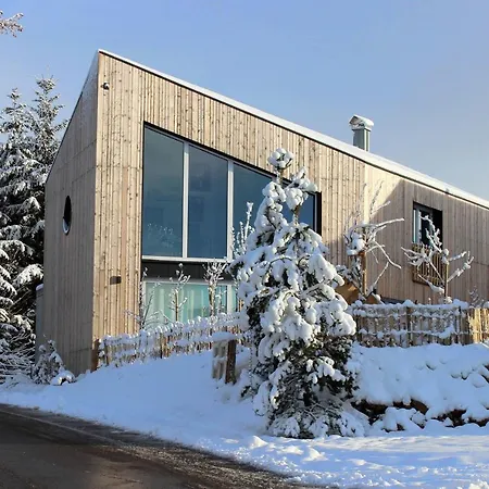 Monolith Black Forest דירה *