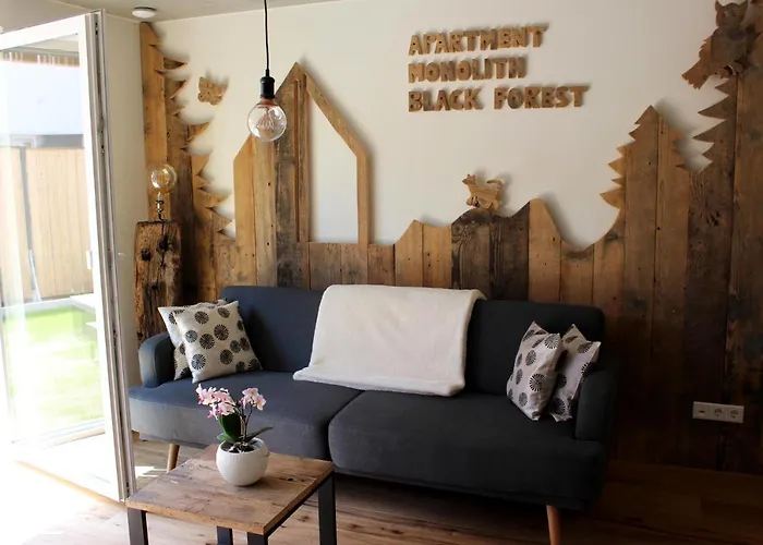 Monolith Black Forest